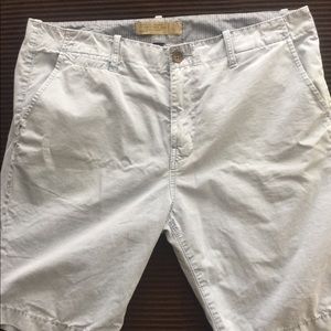 True Religion shorts cargo size 38